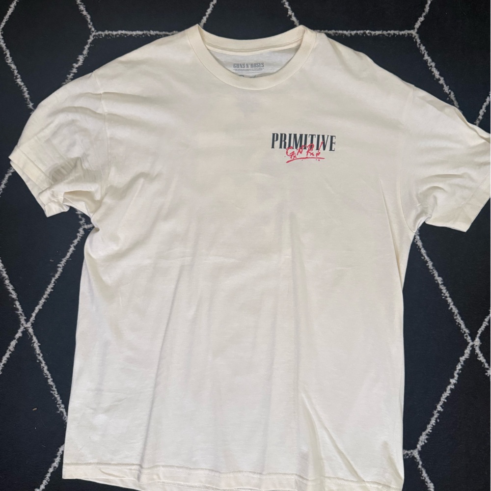 White Primitive Guns and Roses Graphic T-Shirt